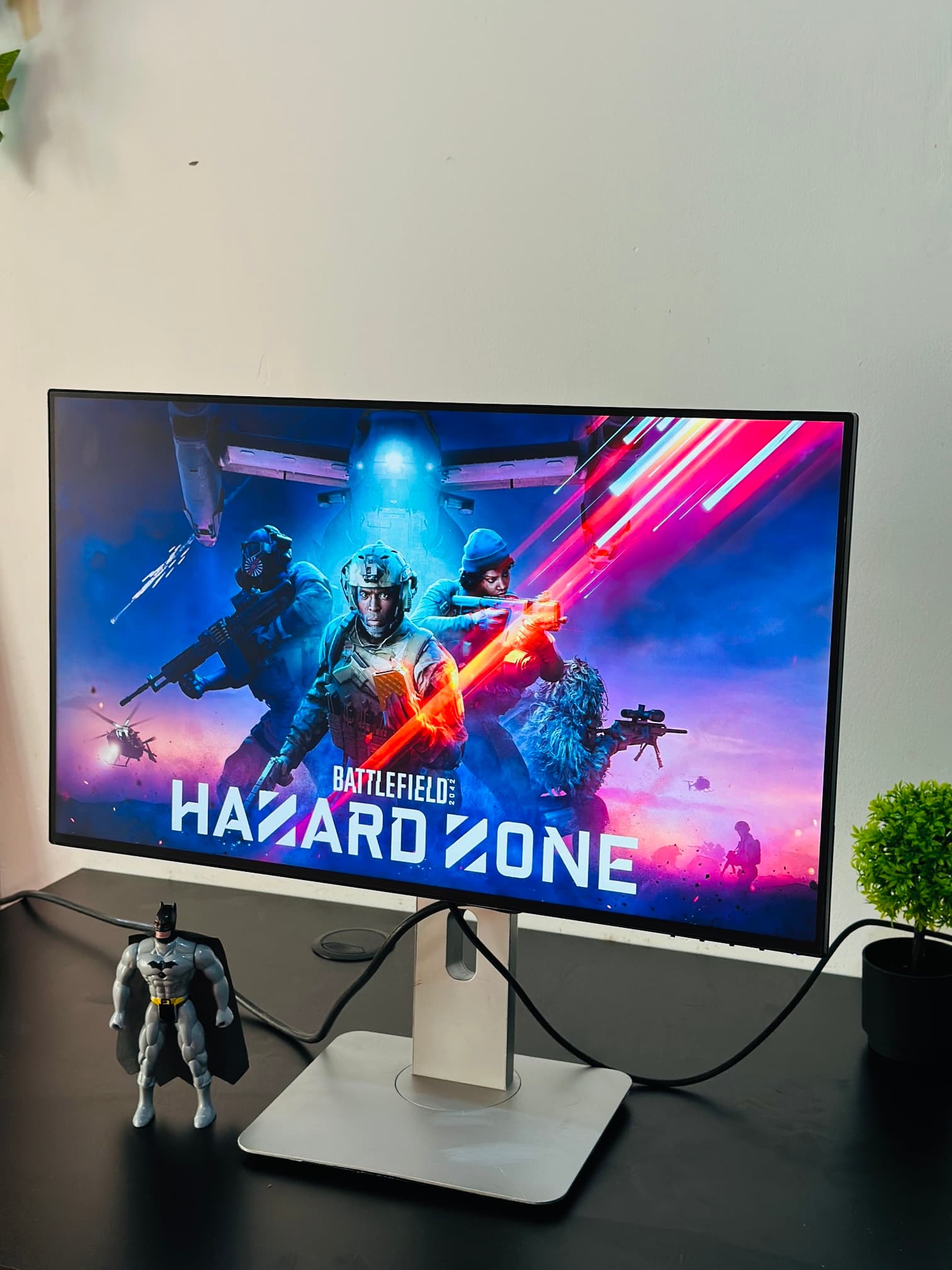 DELL 24' IPS FRAMELESS MONITOR USED thumbnail 5
