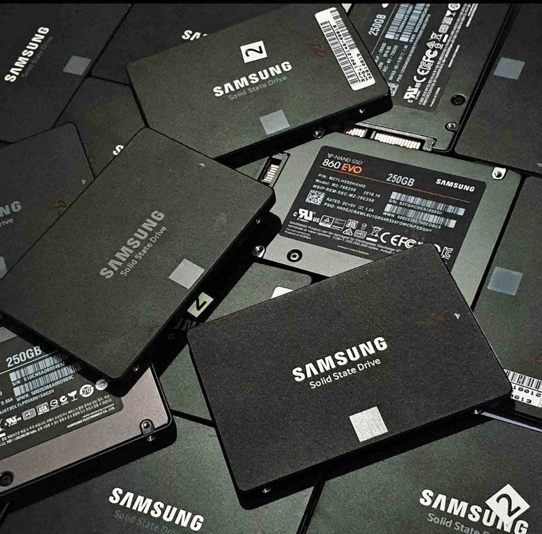 256GB SATA SSD USED - Image 1